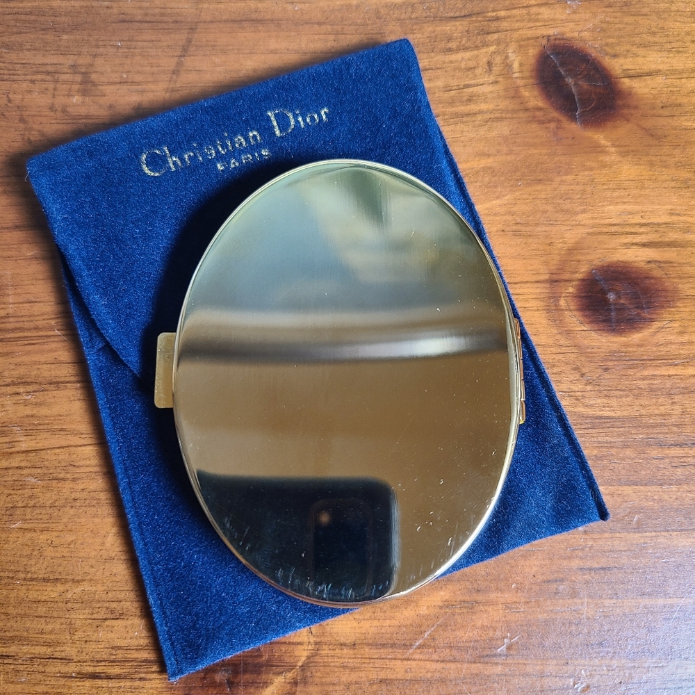 Dior Vintage Gold Compact Mirror With Dustbag Makeup Mirror - Picture 10 of 12